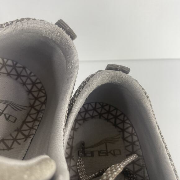 Dansko Shoes Womens Sz 6.5- 7 Waterproof Hiking Vibram 37 Nubuck Trail Walking - Picture 7 of 16